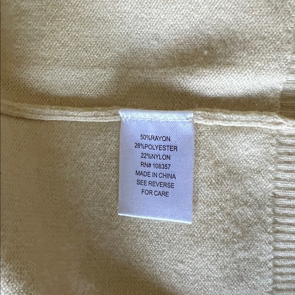 Evereve Cream and Black Knit Cardigan - Picture 7 of 7